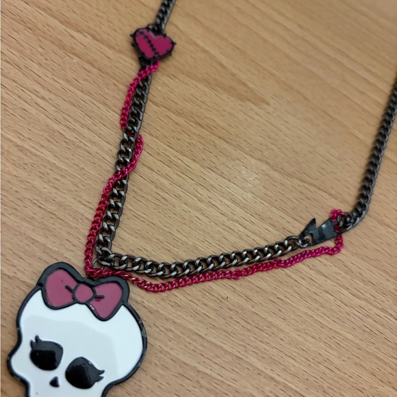 Monster High Skull Pendant Necklace - Picture 2 of 2